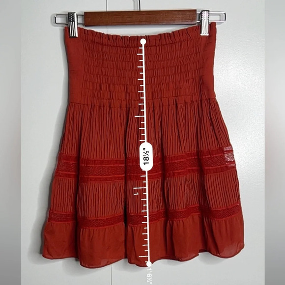A.L.C. Mini Pleated Skirt 100% silk in Rust Red color - Size 2 - Picture 6 of 8